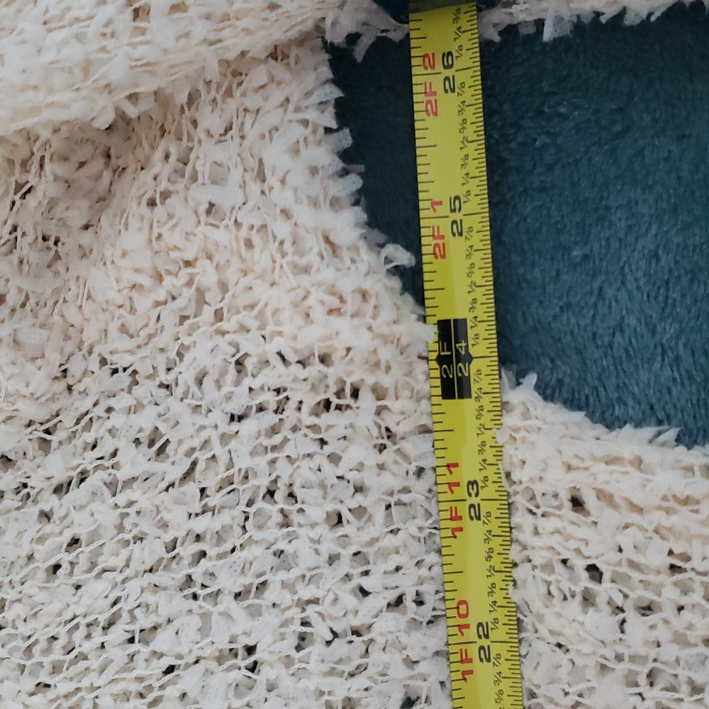🛍 Sweater - Picture 6 of 8